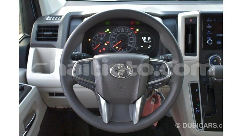 Big with watermark toyota hiace artibonite import dubai 3129