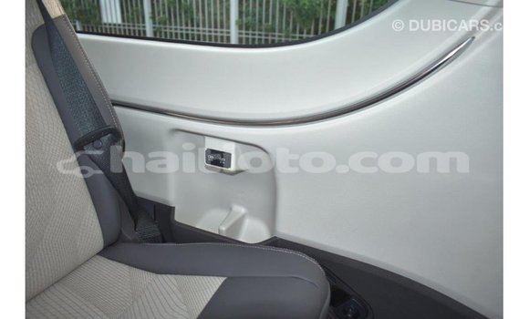 Acheter Import Voiture Toyota Hiace Bleu à Import - Dubai, Artibonite Acheter Import Voiture Toyota Hiace Bleu à Import - Dubai, Artibonite