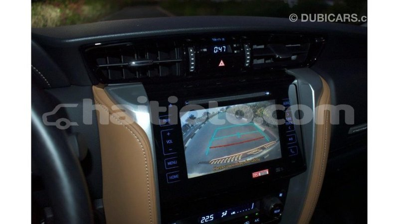 Big with watermark toyota fortuner artibonite import dubai 3131