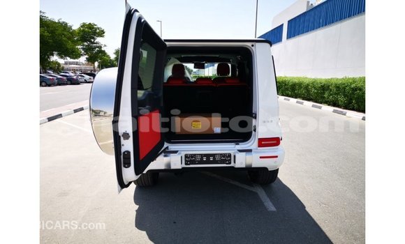 Acheter Import Voiture Mercedes-Benz 190 (W201) Blanc à Import - Dubai, Artibonite Acheter Import Voiture Mercedes-Benz 190 (W201) Blanc à Import - Dubai, Artibonite