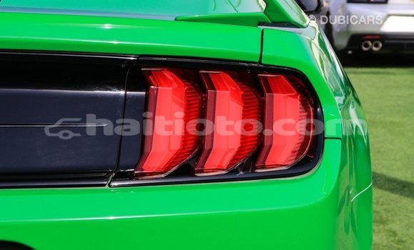 Acheter Import Voiture Ford Mustang Vert à Import - Dubai, Artibonite Acheter Import Voiture Ford Mustang Vert à Import - Dubai, Artibonite