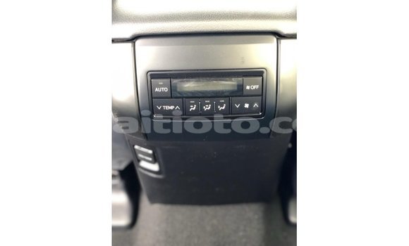 Buy Import Toyota Prado Blue Car in Import - Dubai in Artibonite Buy Import Toyota Prado Blue Car in Import - Dubai in Artibonite