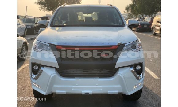 Buy Import Toyota Fortuner White Car in Import - Dubai in Artibonite Buy Import Toyota Fortuner White Car in Import - Dubai in Artibonite