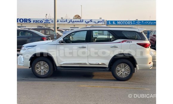 Buy Import Toyota Fortuner White Car in Import - Dubai in Artibonite Buy Import Toyota Fortuner White Car in Import - Dubai in Artibonite