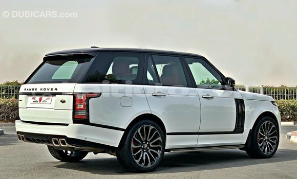 Acheter Import Voiture Land Rover Range Rover Blanc à Import - Dubai, Artibonite Acheter Import Voiture Land Rover Range Rover Blanc à Import - Dubai, Artibonite