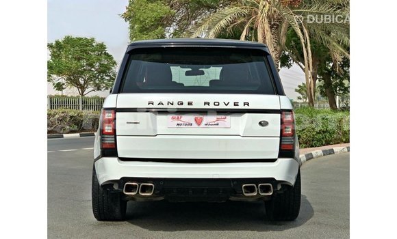 Acheter Import Voiture Land Rover Range Rover Blanc à Import - Dubai, Artibonite Acheter Import Voiture Land Rover Range Rover Blanc à Import - Dubai, Artibonite