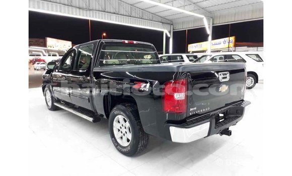 Acheter Import Voiture Chevrolet Silverado Noir à Import - Dubai, Artibonite Acheter Import Voiture Chevrolet Silverado Noir à Import - Dubai, Artibonite