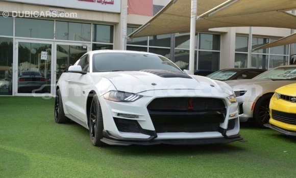 Buy Import Ford Mustang White Car in Import - Dubai in Artibonite Buy Import Ford Mustang White Car in Import - Dubai in Artibonite