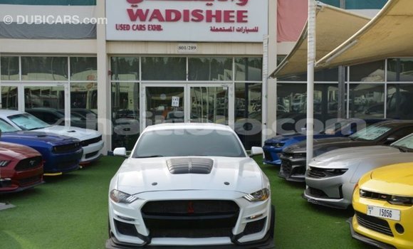 Buy Import Ford Mustang White Car in Import - Dubai in Artibonite Buy Import Ford Mustang White Car in Import - Dubai in Artibonite