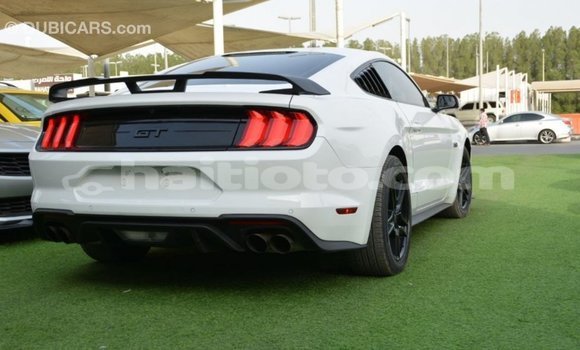 Buy Import Ford Mustang White Car in Import - Dubai in Artibonite Buy Import Ford Mustang White Car in Import - Dubai in Artibonite