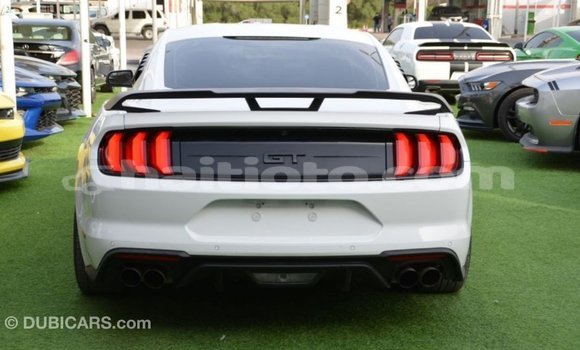 Buy Import Ford Mustang White Car in Import - Dubai in Artibonite Buy Import Ford Mustang White Car in Import - Dubai in Artibonite