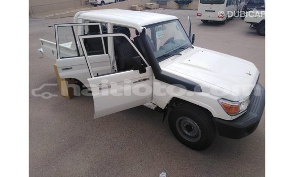 Buy Import Toyota Land Cruiser White Car in Import - Dubai in Artibonite Buy Import Toyota Land Cruiser White Car in Import - Dubai in Artibonite
