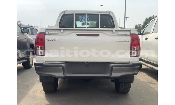 Buy Import Toyota Hilux White Car in Import - Dubai in Artibonite Buy Import Toyota Hilux White Car in Import - Dubai in Artibonite