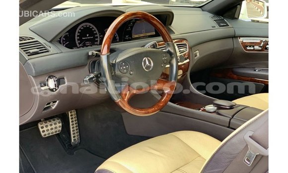 Buy Import Mercedes-Benz 190 (W201) White Car in Import - Dubai in Artibonite Buy Import Mercedes-Benz 190 (W201) White Car in Import - Dubai in Artibonite