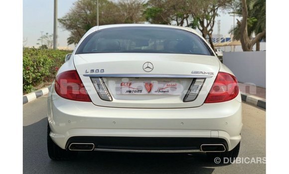 Buy Import Mercedes-Benz 190 (W201) White Car in Import - Dubai in Artibonite Buy Import Mercedes-Benz 190 (W201) White Car in Import - Dubai in Artibonite