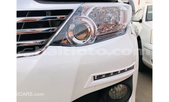 Buy Import Toyota Fortuner White Car in Import - Dubai in Artibonite Buy Import Toyota Fortuner White Car in Import - Dubai in Artibonite