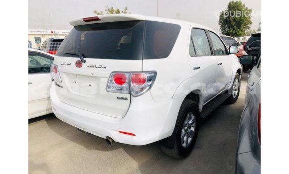 Buy Import Toyota Fortuner White Car in Import - Dubai in Artibonite Buy Import Toyota Fortuner White Car in Import - Dubai in Artibonite