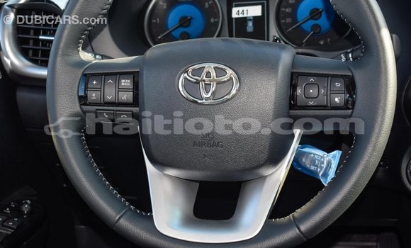 Acheter Import Voiture Toyota Hilux Autre à Import - Dubai, Artibonite Acheter Import Voiture Toyota Hilux Autre à Import - Dubai, Artibonite
