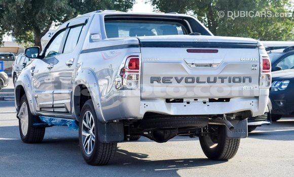 Acheter Import Voiture Toyota Hilux Autre à Import - Dubai, Artibonite Acheter Import Voiture Toyota Hilux Autre à Import - Dubai, Artibonite