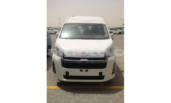 Buy Import Toyota Hiace White Car in Import - Dubai in Artibonite Buy Import Toyota Hiace White Car in Import - Dubai in Artibonite