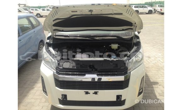 Buy Import Toyota Hiace White Car in Import - Dubai in Artibonite Buy Import Toyota Hiace White Car in Import - Dubai in Artibonite