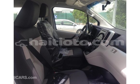 Buy Import Toyota Hiace White Car in Import - Dubai in Artibonite Buy Import Toyota Hiace White Car in Import - Dubai in Artibonite