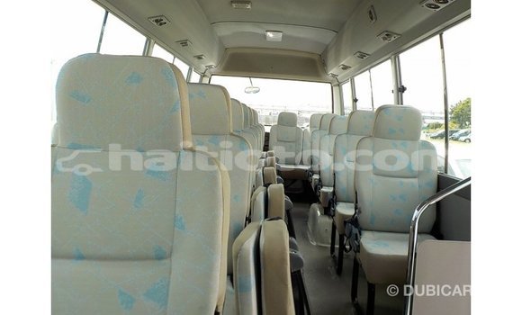Acheter Import Voiture Toyota Coaster Blanc à Import - Dubai, Artibonite Acheter Import Voiture Toyota Coaster Blanc à Import - Dubai, Artibonite