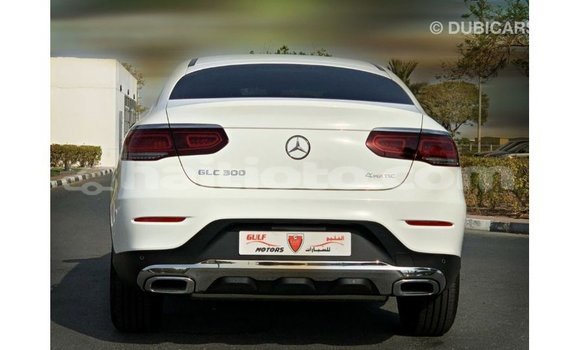 Acheter Import Voiture Mercedes-Benz GLC Blanc à Import - Dubai, Artibonite Acheter Import Voiture Mercedes-Benz GLC Blanc à Import - Dubai, Artibonite