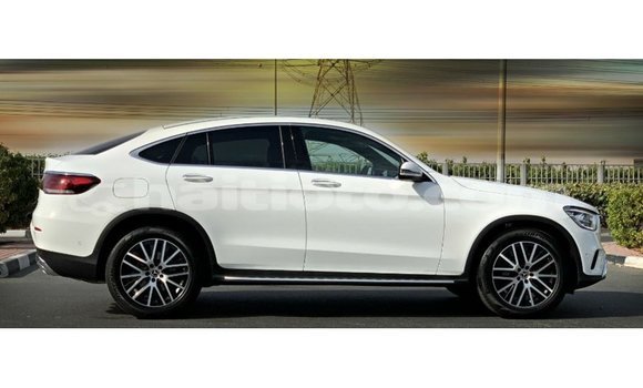 Acheter Import Voiture Mercedes-Benz GLC Blanc à Import - Dubai, Artibonite Acheter Import Voiture Mercedes-Benz GLC Blanc à Import - Dubai, Artibonite