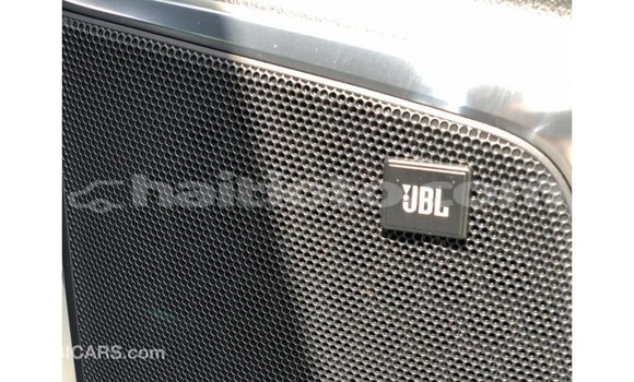 Buy Import Toyota Alphard White Car in Import - Dubai in Artibonite Buy Import Toyota Alphard White Car in Import - Dubai in Artibonite