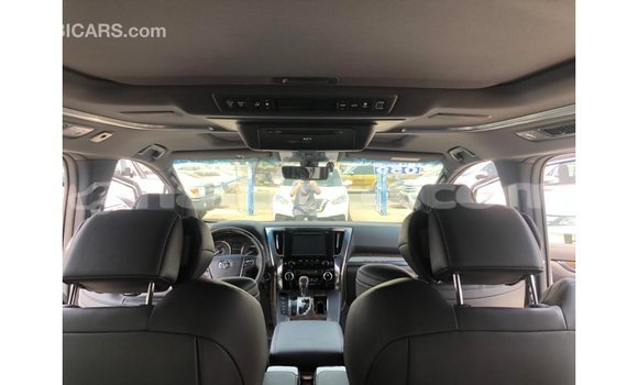 Buy Import Toyota Alphard White Car in Import - Dubai in Artibonite Buy Import Toyota Alphard White Car in Import - Dubai in Artibonite
