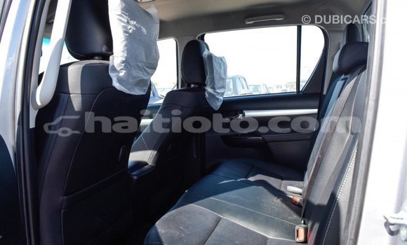 Acheter Import Voiture Toyota Hilux Autre à Import - Dubai, Artibonite Acheter Import Voiture Toyota Hilux Autre à Import - Dubai, Artibonite