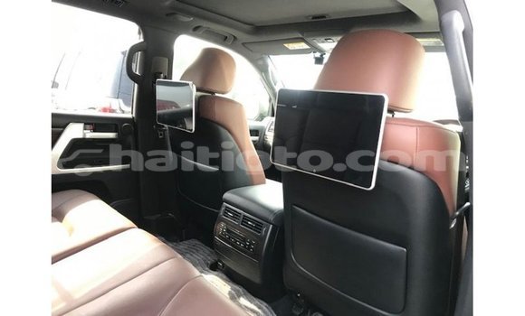 Acheter Import Voiture Toyota Land Cruiser Noir à Import - Dubai, Artibonite Acheter Import Voiture Toyota Land Cruiser Noir à Import - Dubai, Artibonite