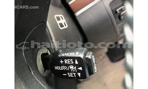 Acheter Import Voiture Toyota Land Cruiser Noir à Import - Dubai, Artibonite Acheter Import Voiture Toyota Land Cruiser Noir à Import - Dubai, Artibonite