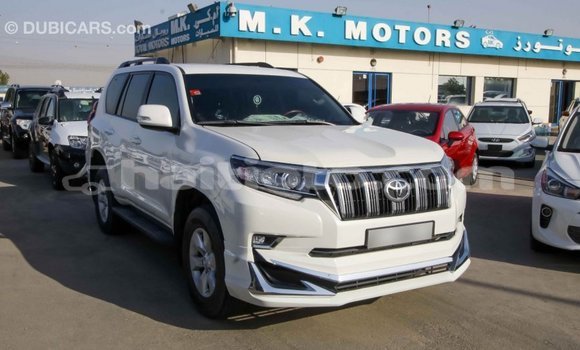 Acheter Import Voiture Toyota Prado Blanc à Import - Dubai, Artibonite Acheter Import Voiture Toyota Prado Blanc à Import - Dubai, Artibonite