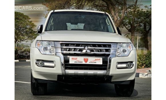 Acheter Import Voiture Mitsubishi Pajero Blanc à Import - Dubai, Artibonite Acheter Import Voiture Mitsubishi Pajero Blanc à Import - Dubai, Artibonite