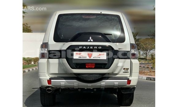 Acheter Import Voiture Mitsubishi Pajero Blanc à Import - Dubai, Artibonite Acheter Import Voiture Mitsubishi Pajero Blanc à Import - Dubai, Artibonite