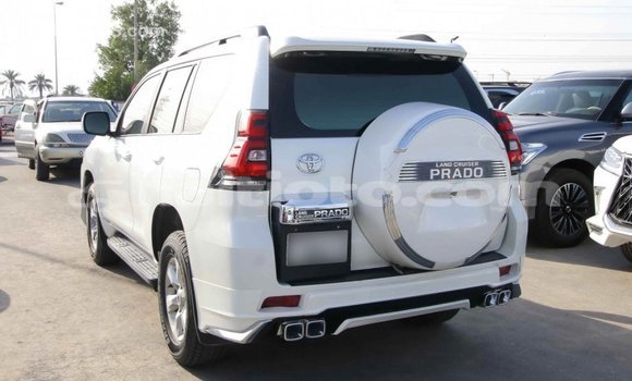 Acheter Import Voiture Toyota Prado Blanc à Import - Dubai, Artibonite Acheter Import Voiture Toyota Prado Blanc à Import - Dubai, Artibonite
