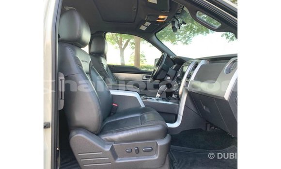 Buy Import Ford Club Wagon Beige Car in Import - Dubai in Artibonite Buy Import Ford Club Wagon Beige Car in Import - Dubai in Artibonite