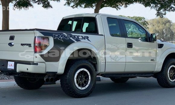 Buy Import Ford Club Wagon Beige Car in Import - Dubai in Artibonite Buy Import Ford Club Wagon Beige Car in Import - Dubai in Artibonite