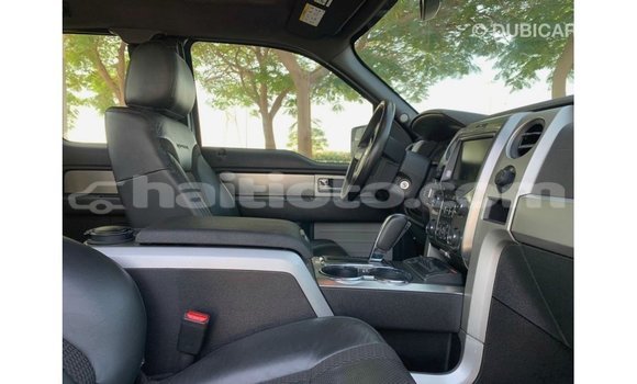 Buy Import Ford Club Wagon Beige Car in Import - Dubai in Artibonite Buy Import Ford Club Wagon Beige Car in Import - Dubai in Artibonite