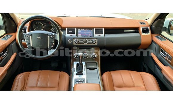 Buy Import Land Rover Range Rover White Car in Import - Dubai in Artibonite Buy Import Land Rover Range Rover White Car in Import - Dubai in Artibonite
