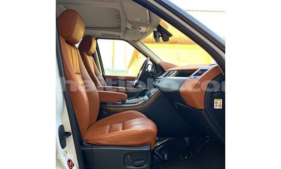Buy Import Land Rover Range Rover White Car in Import - Dubai in Artibonite Buy Import Land Rover Range Rover White Car in Import - Dubai in Artibonite