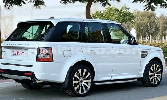 Buy Import Land Rover Range Rover White Car in Import - Dubai in Artibonite Buy Import Land Rover Range Rover White Car in Import - Dubai in Artibonite