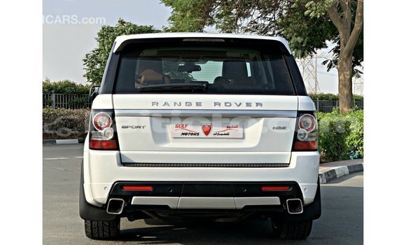 Buy Import Land Rover Range Rover White Car in Import - Dubai in Artibonite Buy Import Land Rover Range Rover White Car in Import - Dubai in Artibonite