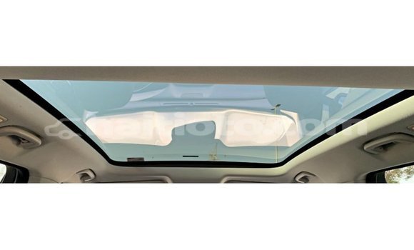 Buy Import Jaguar F-Pace White Car in Import - Dubai in Artibonite Buy Import Jaguar F-Pace White Car in Import - Dubai in Artibonite