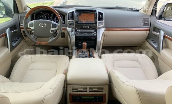 Buy Import Toyota Land Cruiser White Car in Import - Dubai in Artibonite Buy Import Toyota Land Cruiser White Car in Import - Dubai in Artibonite