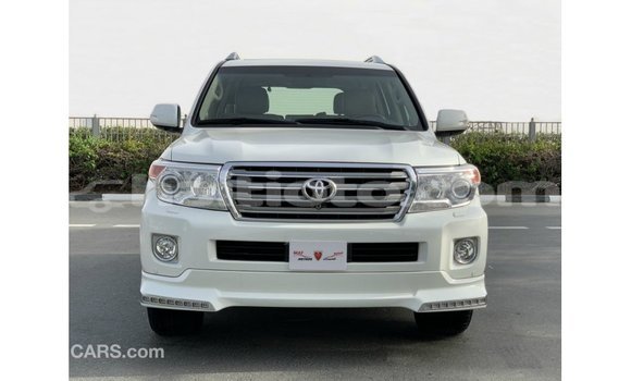 Buy Import Toyota Land Cruiser White Car in Import - Dubai in Artibonite Buy Import Toyota Land Cruiser White Car in Import - Dubai in Artibonite