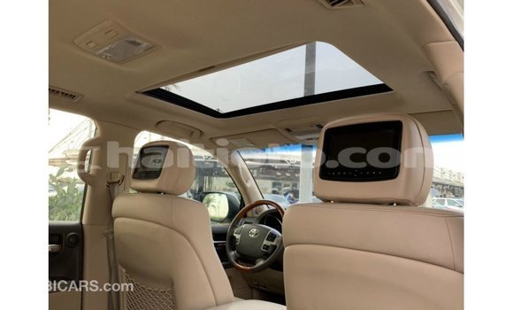 Buy Import Toyota Land Cruiser White Car in Import - Dubai in Artibonite Buy Import Toyota Land Cruiser White Car in Import - Dubai in Artibonite