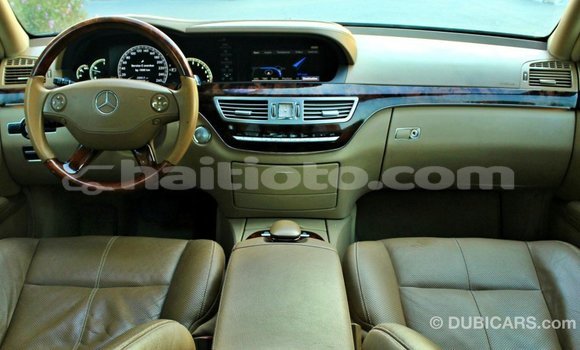 Buy Import Mercedes-Benz 200 Blue Car in Import - Dubai in Artibonite Buy Import Mercedes-Benz 200 Blue Car in Import - Dubai in Artibonite